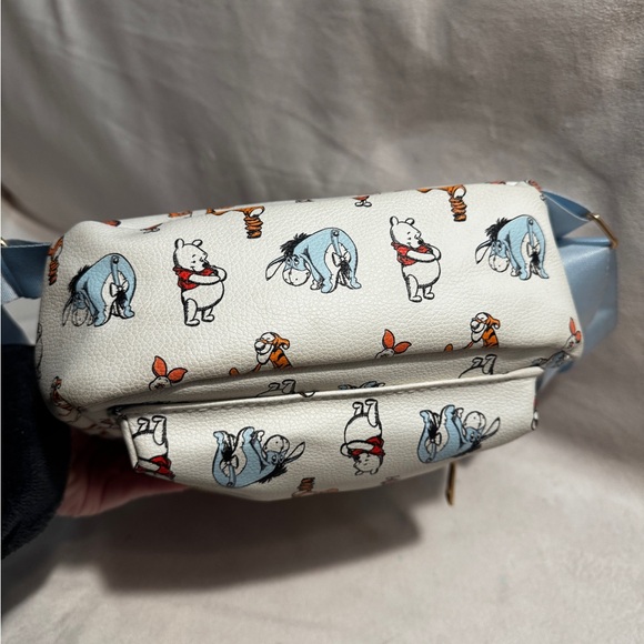 Disney Winnie the Pooh Backpack EUC - Picture 9 of 12